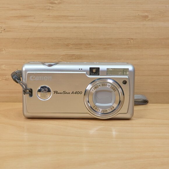Vintage Canon PowerShot A400 3.2 MP Digital Camera, 2.2x Optical Zoom - Picture 2 of 7